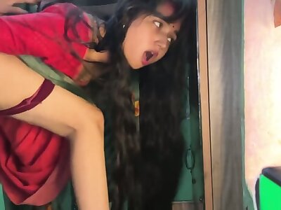 Extremely Beautiful Newly Married Wife Giving Blowjob And Fucking Hard Until Cum
