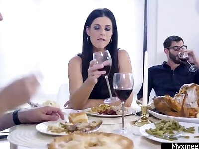 emma hix india summer moms hot pie