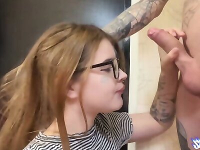 Amateur Female Goes Dirty Suck Off With Gigantic Cock Raunchy Deepthroat And