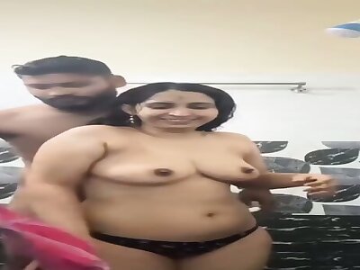Mature Indian Couple Romance In Bathroomð¦ð¿ð¥