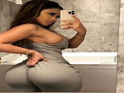 Tootatis Bombshell Ebony French Black African IG Model