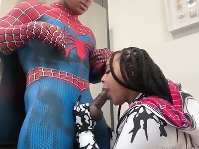 Mujer araÃ±a Culo gigante