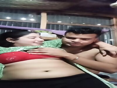 Bangladeshi Beautiful Sexy Village Milf Fucking